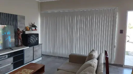 Banda Vertical Blackout 